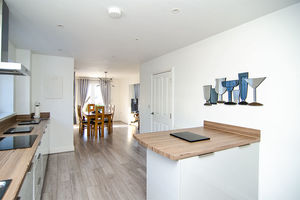 Photo 8- click for photo gallery